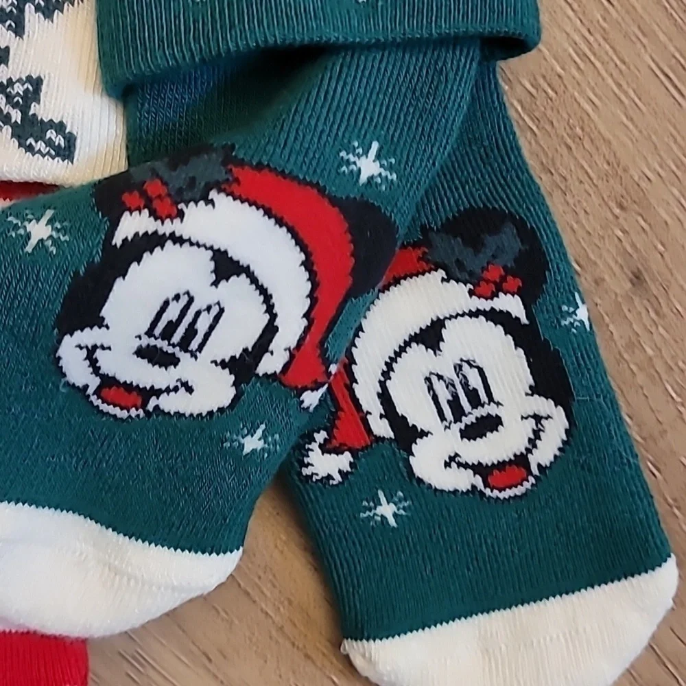 NWT Disney 2 pair Mickey Pluto Holiday Christmas Baby Socks 3.5-5
